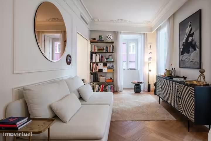 Apartamento T1 com estacionamento, Estrela, Lisboa