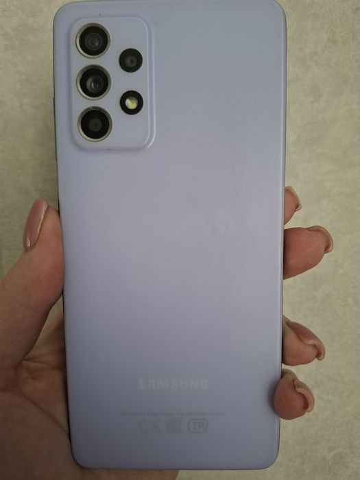 Продам телефон Samsung A52
