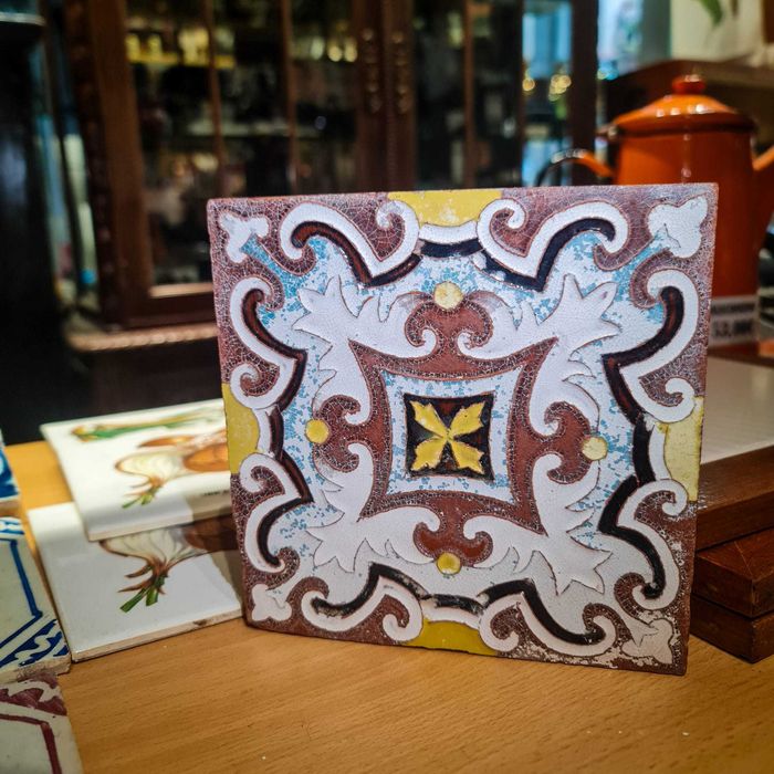 Azulejo Antigo “Fábrica di Mayolica – Tucumán” |Ornamental Policromado