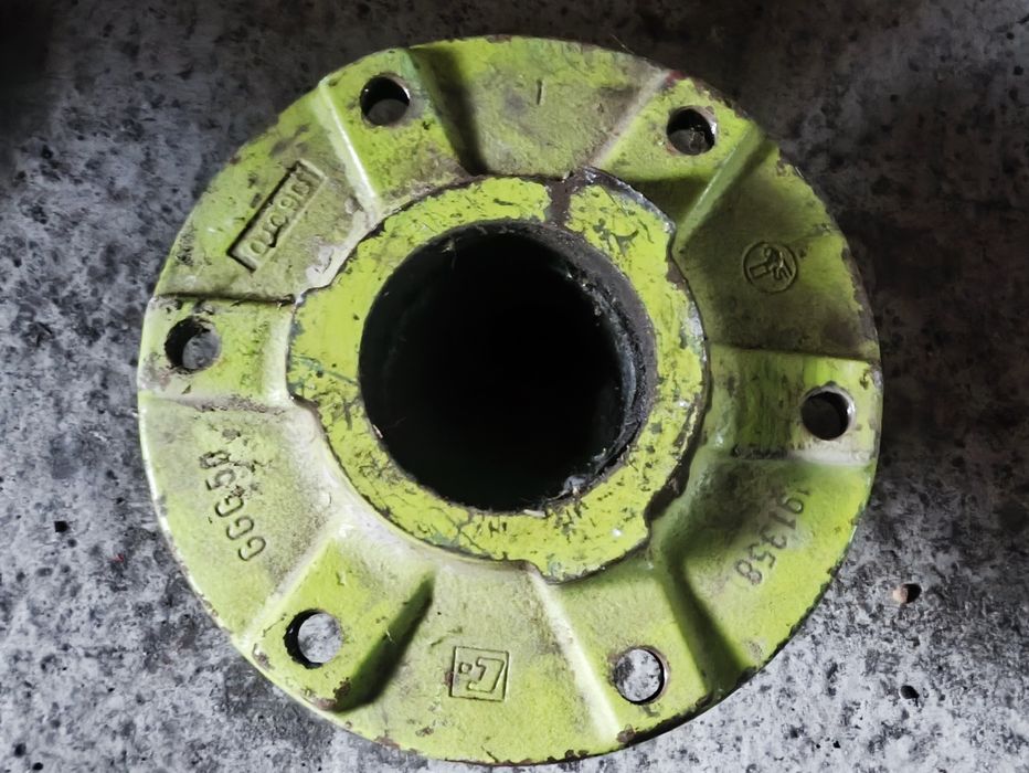 Piasta tylnego koła  Claas 649959.0