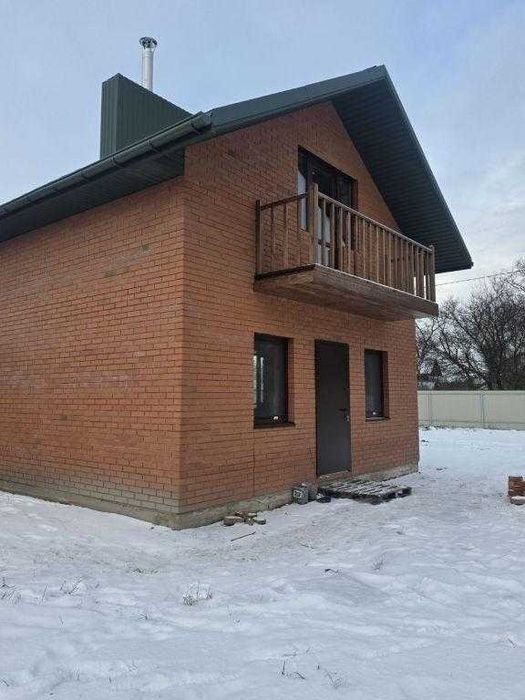 Продам затишний двоповерховий будинок