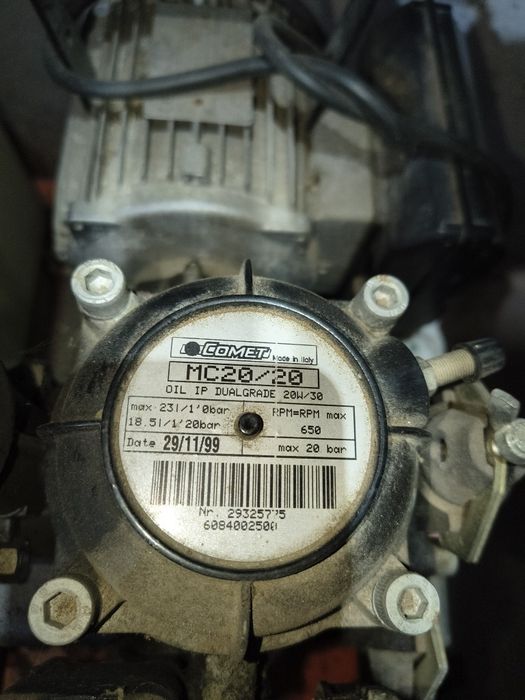 Máquina de Sulfato, eléctrica, 100lts 50mts