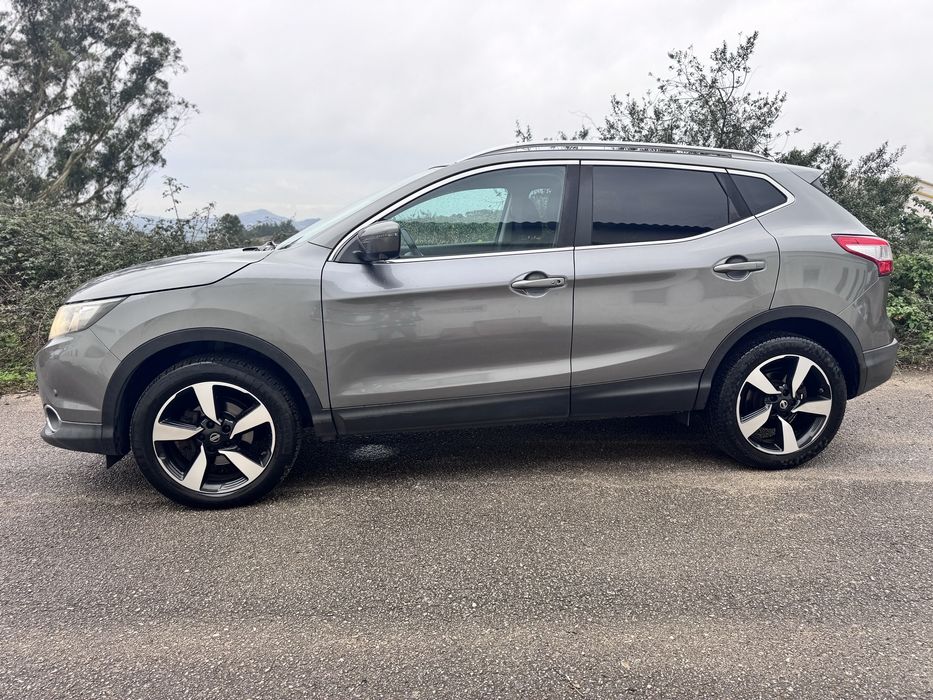 Nissan Qashqai 1.5 dci 2017 full extras 18 meses garantia