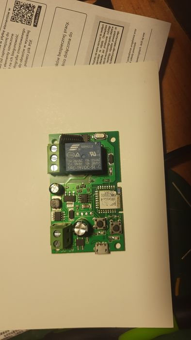 Sonoff moduł włącznika Wi-Fi + sterowanie z pilotów 433 MHz