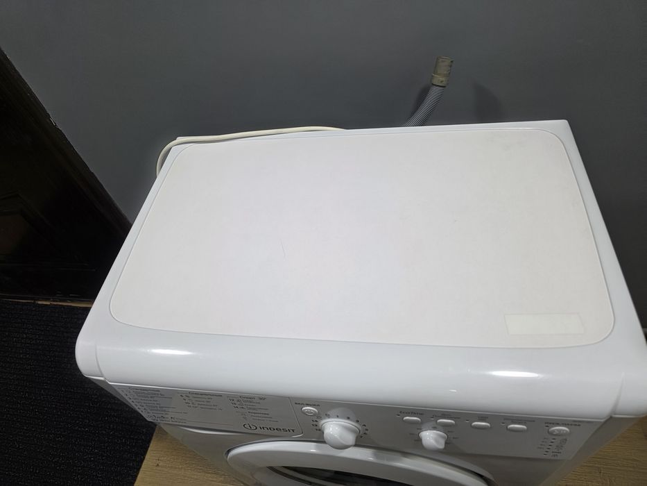 Indesit IWSB51051