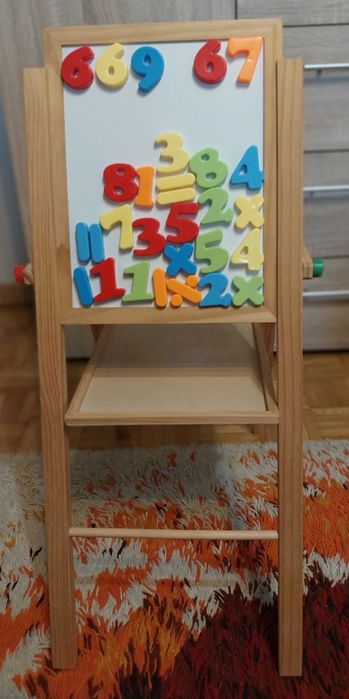 Tablica kredowo-magnetyczna, liczydła, alfabet + cyfry