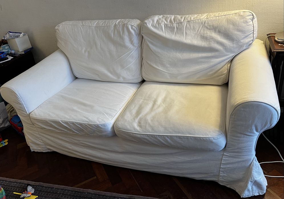 Sofa IKEA EKTORP 2 lugares branco