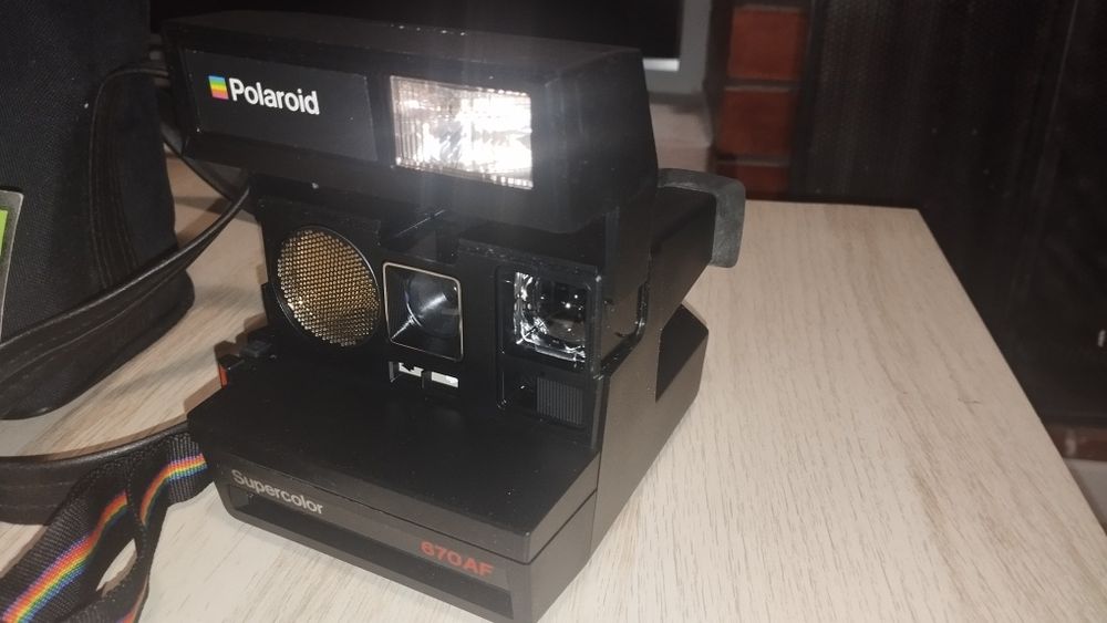 Câmera polaroid 670AF