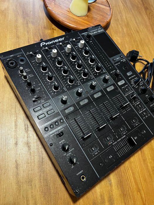 Pioneer DJM 800