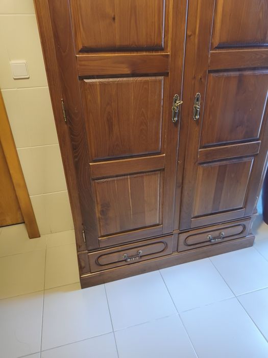 Roupeiro de 2 portas
