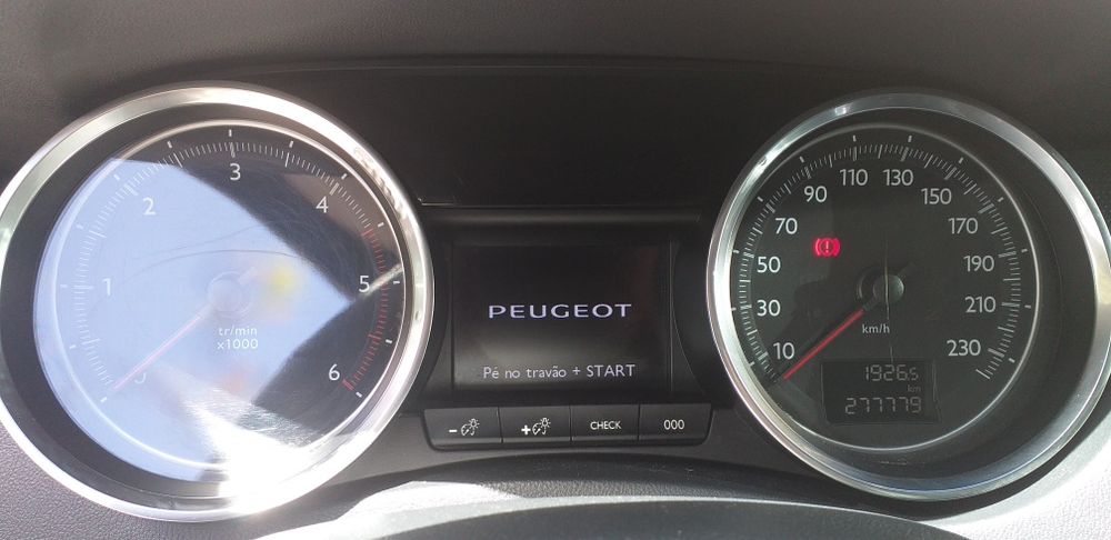Peugeot 508 Sedan 2 0 hdi Cx.Aut.(Otimo estado)