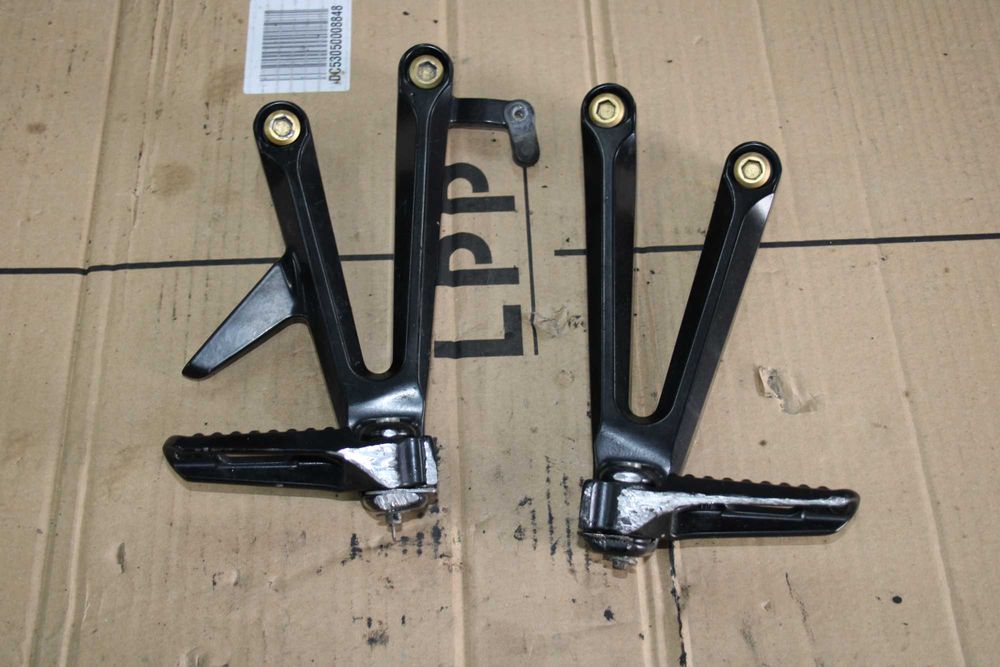 Set Sety Tył Tylne Komplet Lewy Prawy Honda CBR 1000RR SC57a 04-05