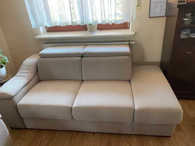 Sofa + fotel ze składanymi zagłówkami