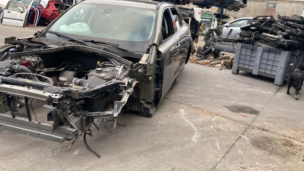 Peças Jaguar F-Pace do ano 2016