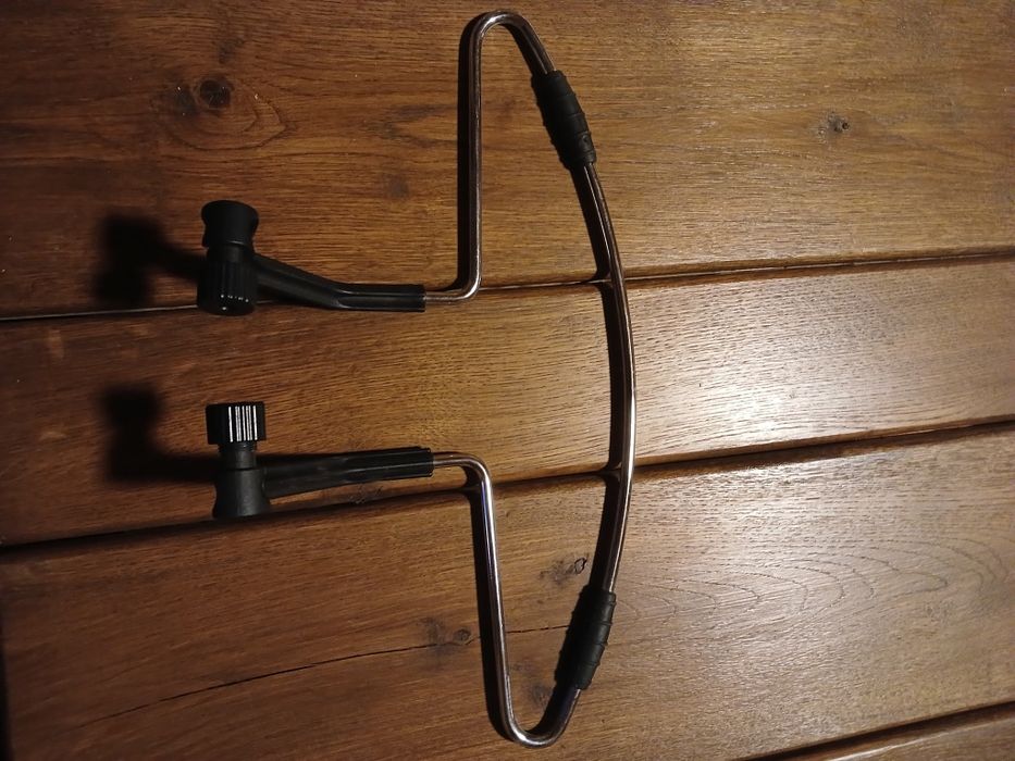 Автомобільні плечики для одягу