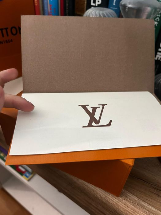 Louis Vuitton pasek  LV