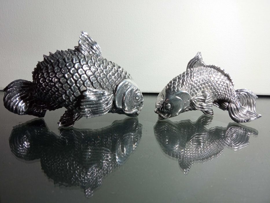 Estatueta Carpa em Metal 2Peças