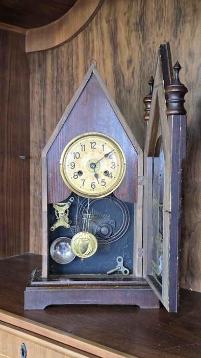 Relogio batalha capela