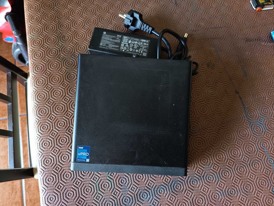 Computador HP pro mini 400 G9 i5-13500T 16gb 512gb