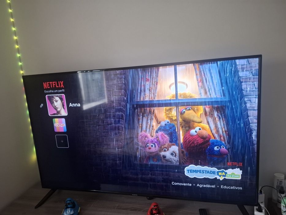 TV Xiaomi Mi TV P1E de 65 polegadas