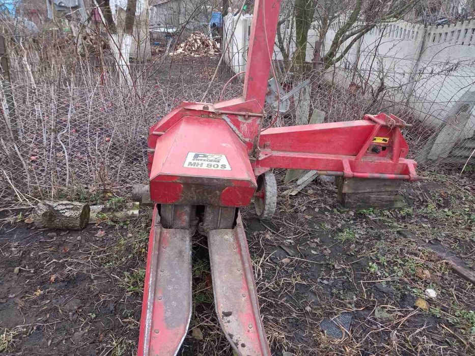 Продам кукурудзяний комбайн