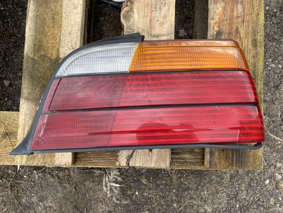 Bmw e36 Coupe lampa prawa prawy tyl tylna