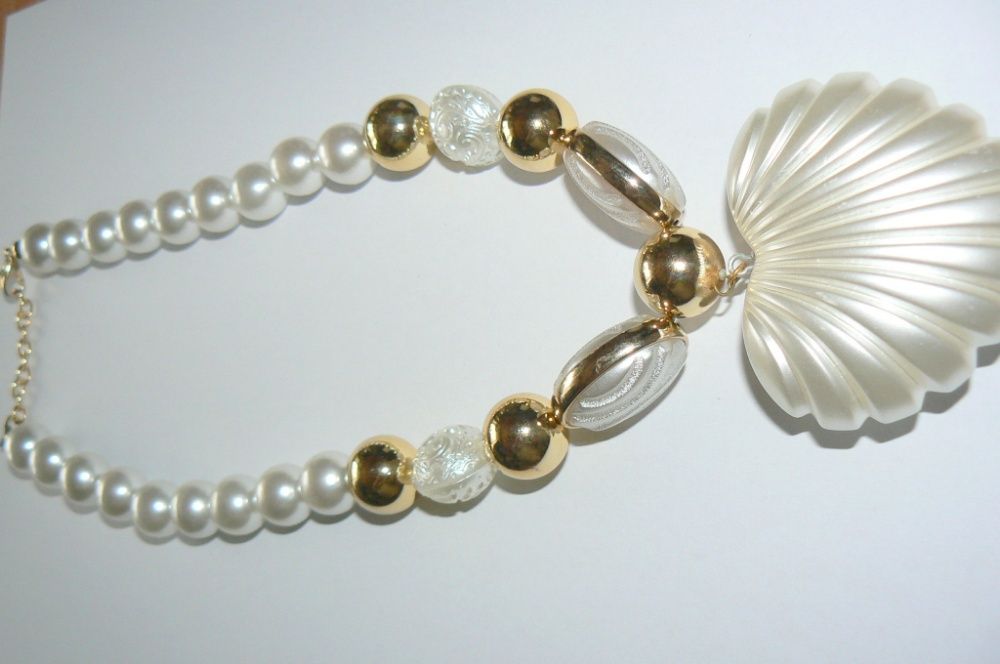 Naszyjnik-stara ,wiedenska sztuczna bizuteria , perly .