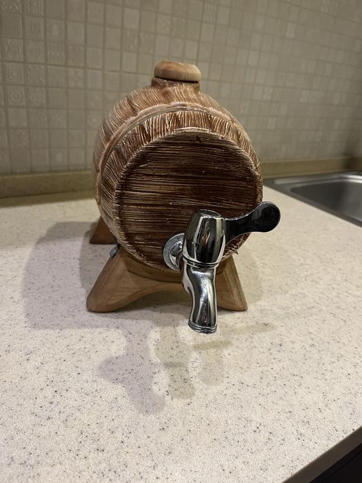 Бочонок для вина напитков