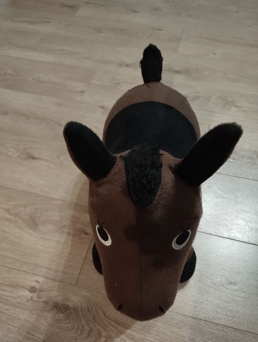 Konik dmuchany dla dziecka, zabawka do skakania