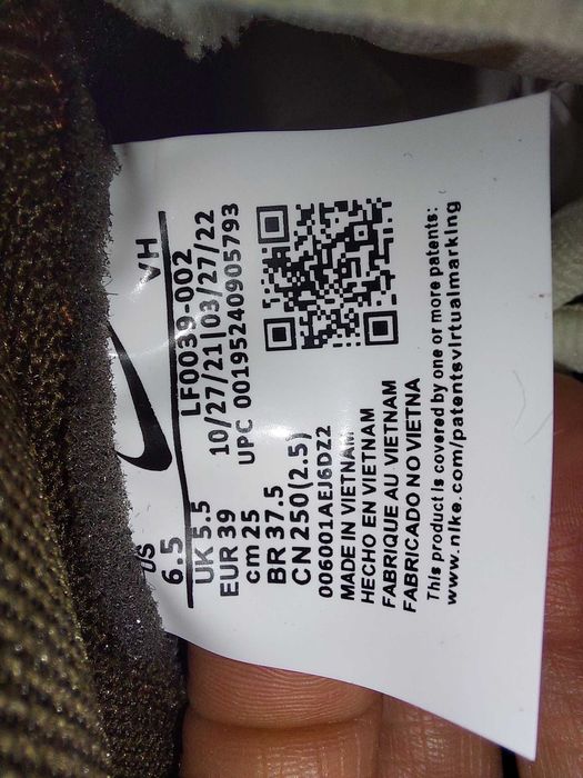 Buty NIKE kawowe nowe r. 39