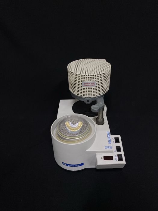 Апарат для виготовлення кап Erkodent Erkoform RVE