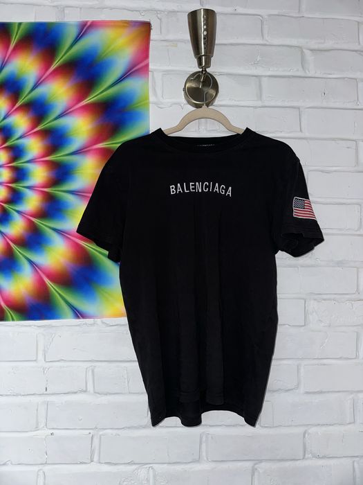 Чорна футболка Balenciaga з патчем прапора США