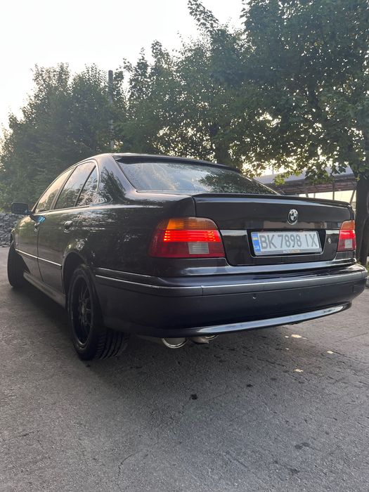 BMW 5 series 528i