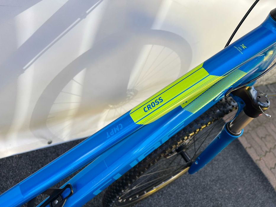 Damski Rower Crossowy CUBE CROSS 28" Shimano DEORE XT 3x10 Hydraulika