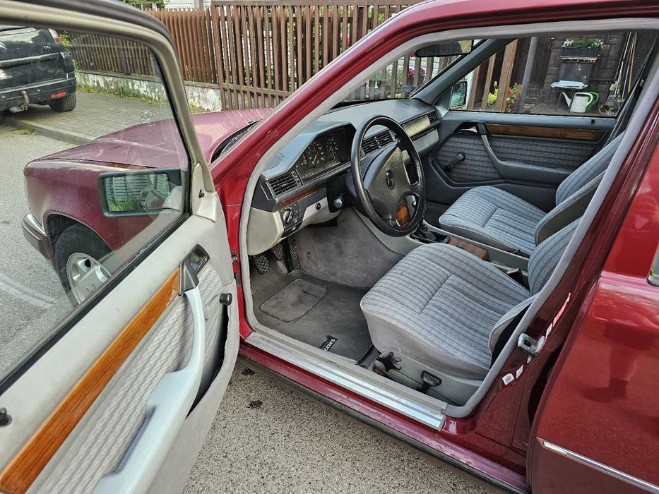 Mercedes 124 2,5 D rok prod. 1991 pilnie sprzedam