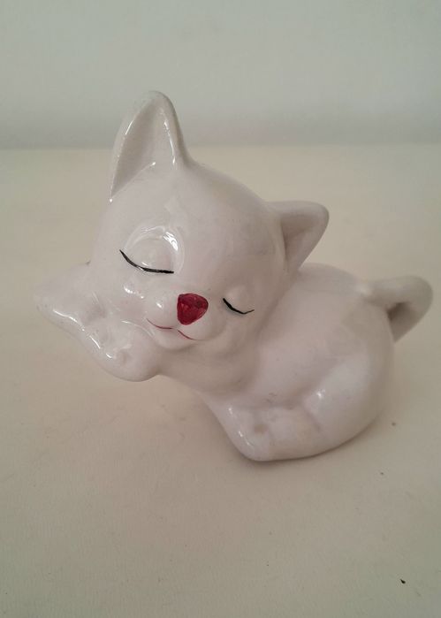 Figuras vintage - cão e gato.