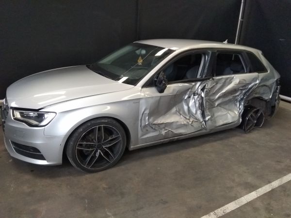 Para peças AUDI A3 (8V1, 8VK)