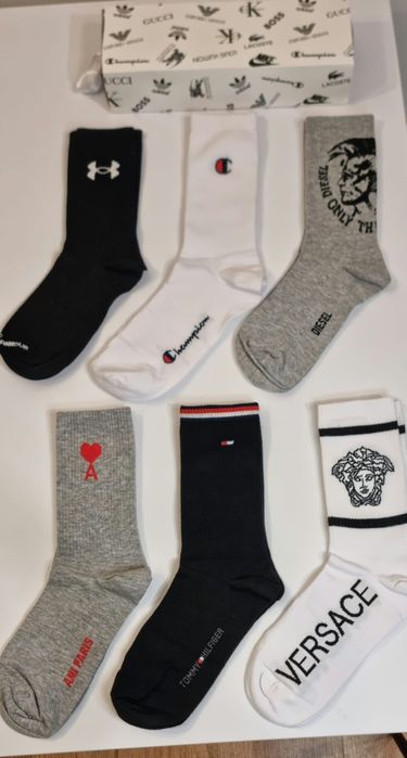 Skarpetki długi. Zestaw różnych marek,w pudełku 6szt