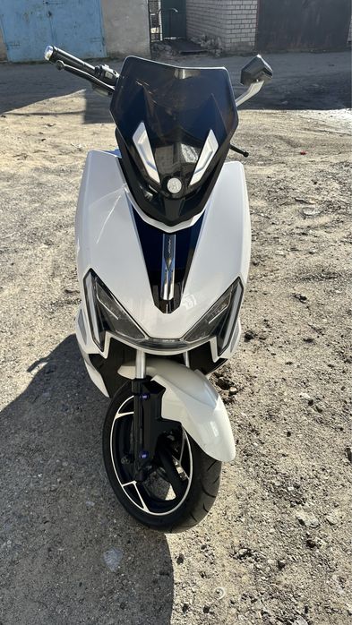 Продам электроскутер в хорошем состоянии