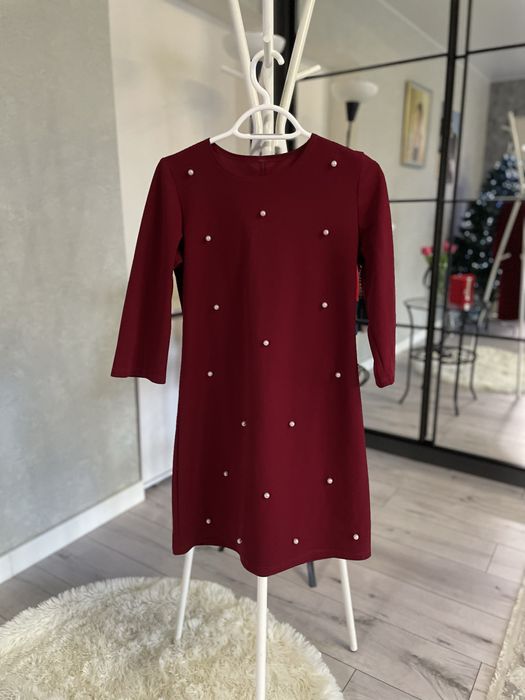 Сукня розміру S.