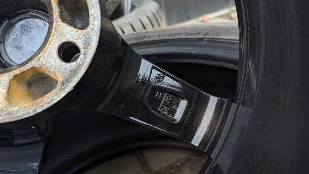 Диски Dezent 5/112 R17 7.5J ET35 dia70.1mm