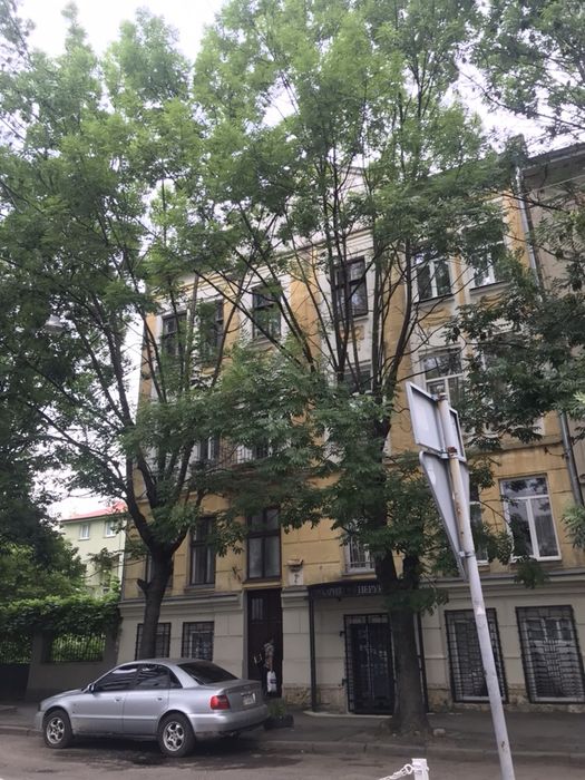 Жд, ближній центр 1 км квартира