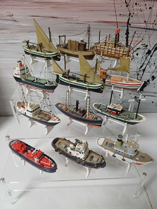 Colecção de Barcos variados 12 unidades