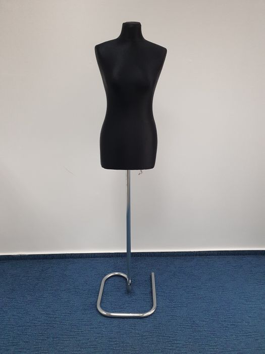 Manekin sklepowy damski