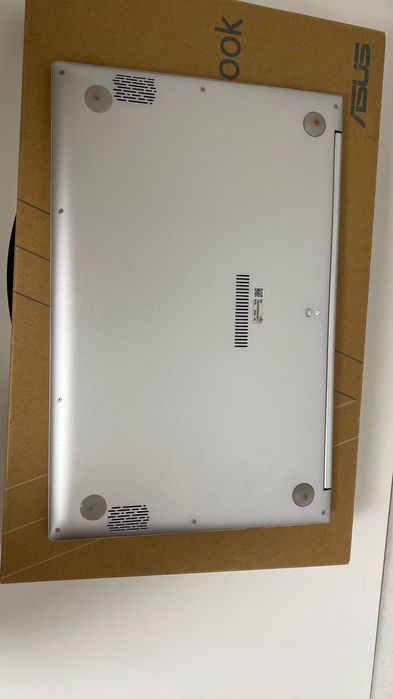 Laptop Asus vivobook S 1tb