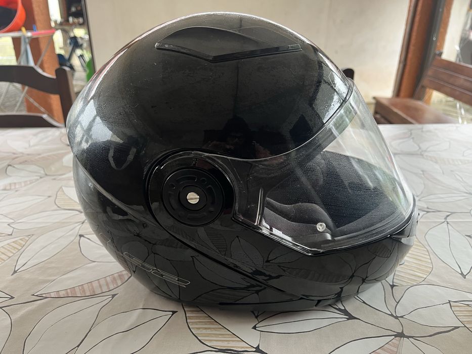 Capacete de moto e luva