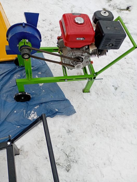 Продам шнековий подрібнювач