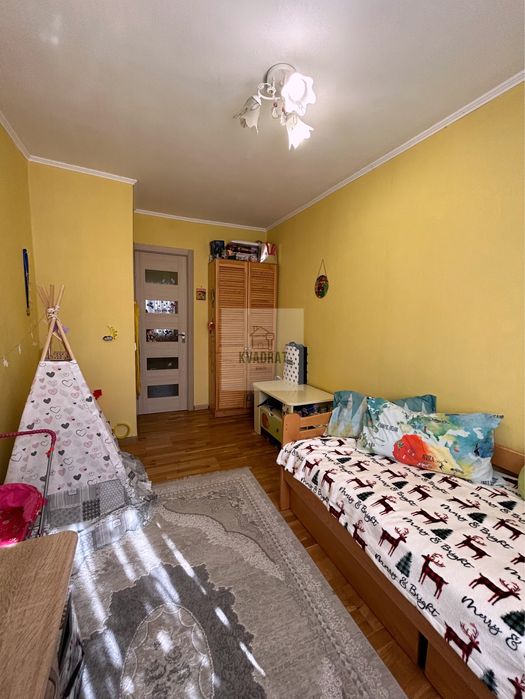 Продам чудову 3-х кімнатну квартиру  в центрі міста