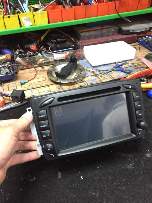 Radios novos Mercedes c220 clk ML Vito Viano w203 etc gps bluethoo