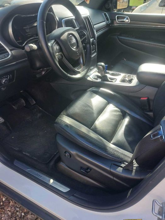Sprzedam samochód Jeep Grand Cherokee IV 3.6 benzyna V6 Limited